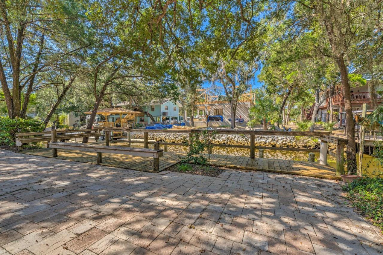 Canalfront Homosassa Escape With Private Dock! Εξωτερικό φωτογραφία